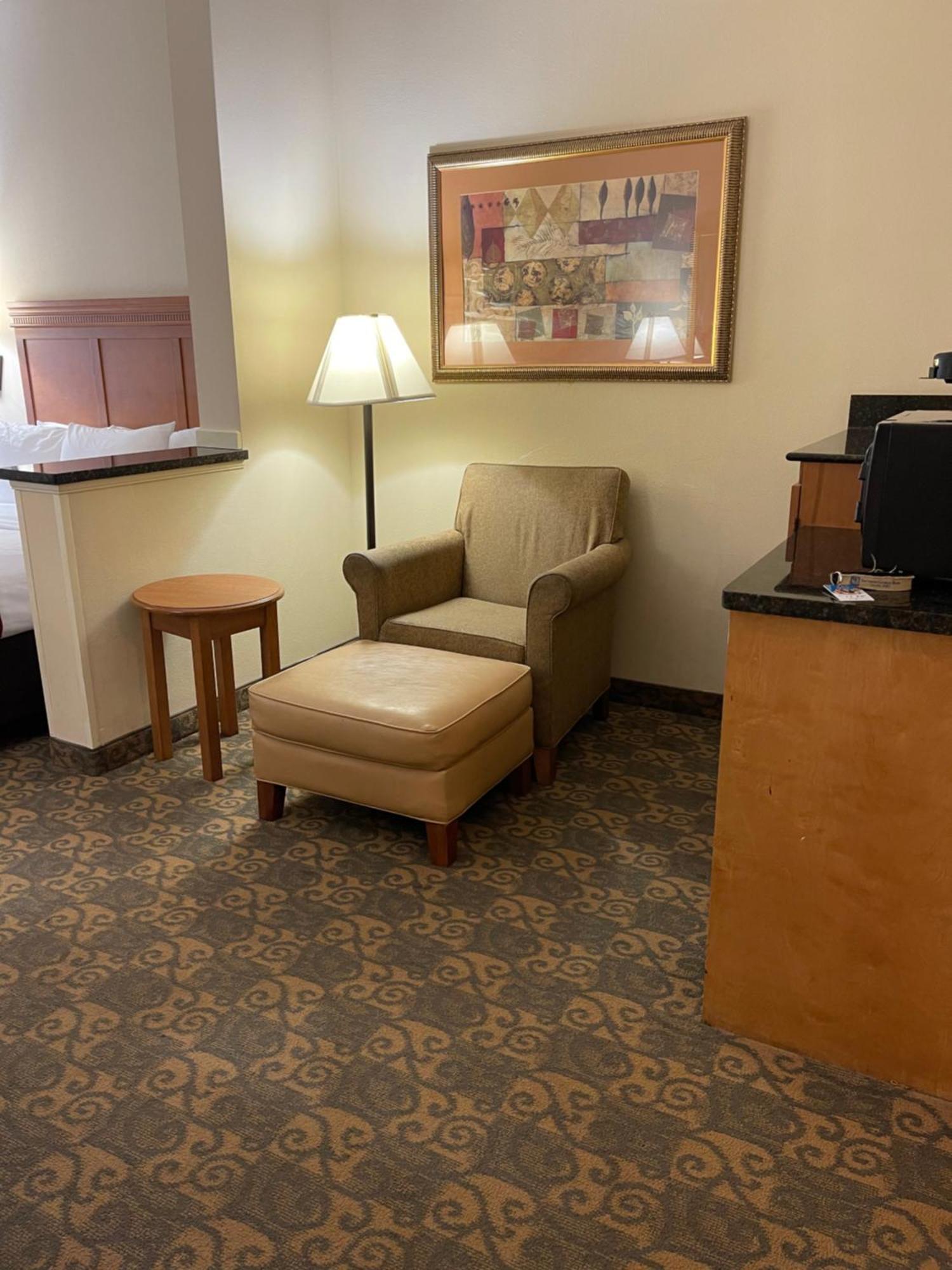 Comfort Suites Valdosta Exteriör bild